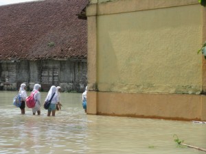SEKOLAH LIBUR
