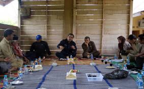 pertemuan-masyarakat-biluy-ed