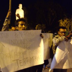 demo-medco-mahasiswa-ditembak
