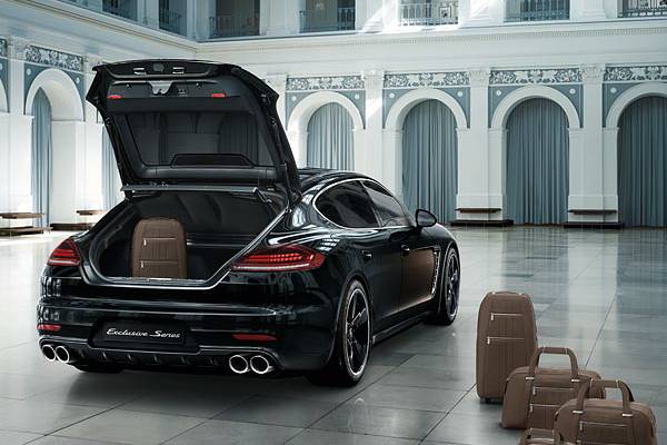 porsche panamera seri eksklusif