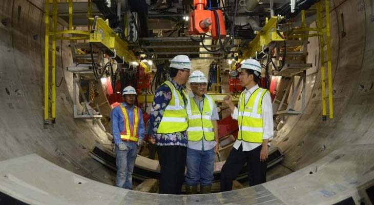 ahok mrt jakarta (Jokowi) meninjau (Foto: MRT pengeboran proses Setkab terowongan