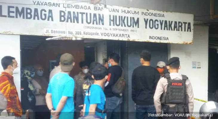 20210918-kantor-lbh-yogyakarta-teror-bom-molotov
