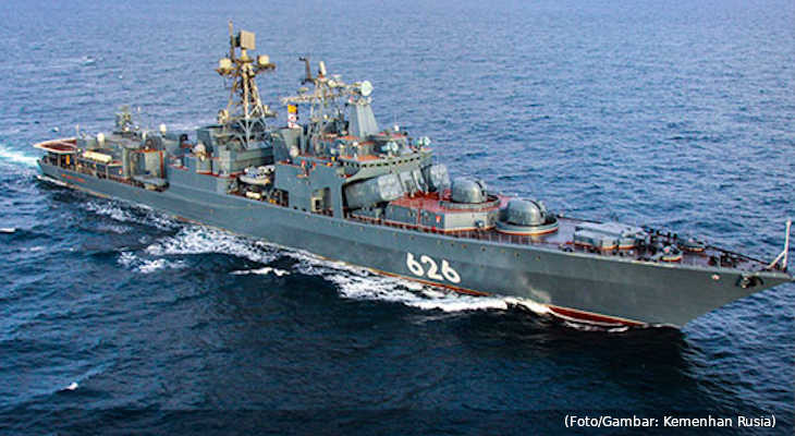 vice-admiral-kulakov-kapal-anti-kapal-selam-rusia