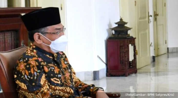 20211229-gus-yahya-cholil-staquf-menemui-presiden