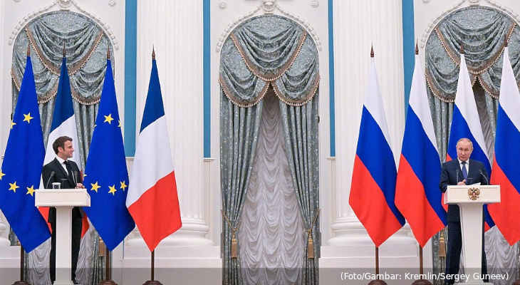 20220208-vladimir-putin-emmanuel-macron-presscon-8-feb-2022