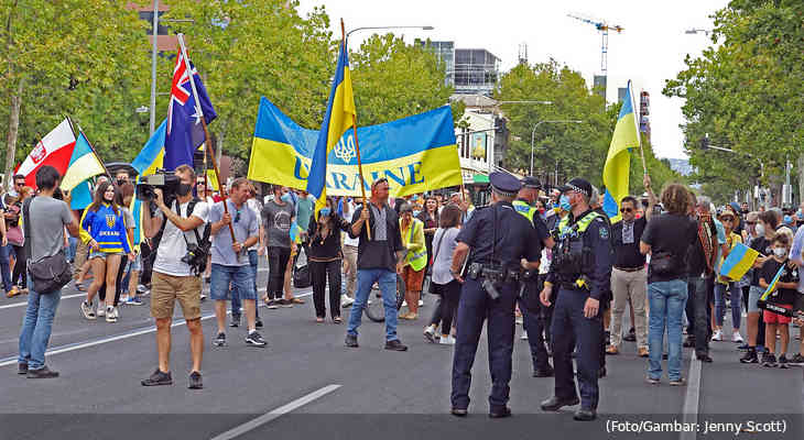 20220228-demo-anti-perang-ukraina-rusia-27feb2022