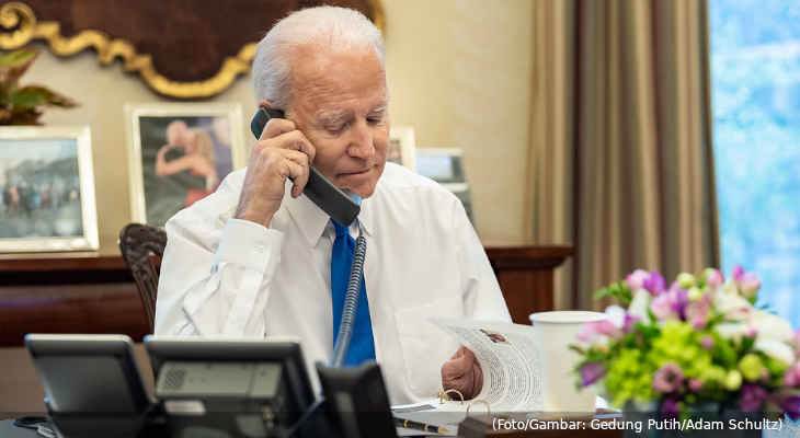 20220322-joe-biden-6jan2022
