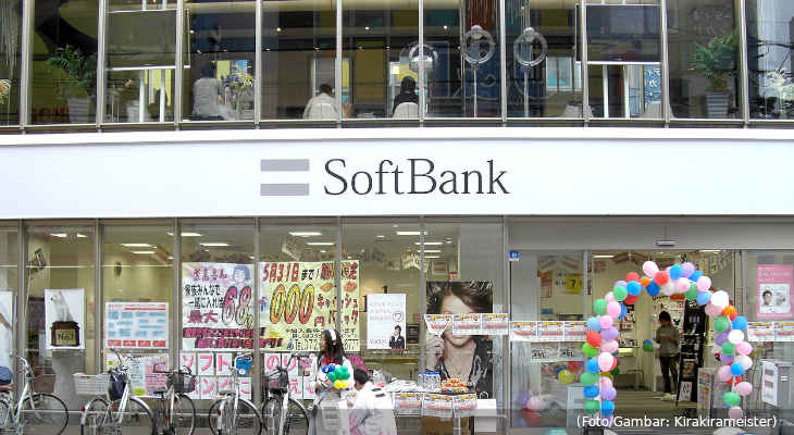 20220325-softbank-hankyu-ibaraki-futabacho-ibaraki-city-osaka-japan-25mei2008