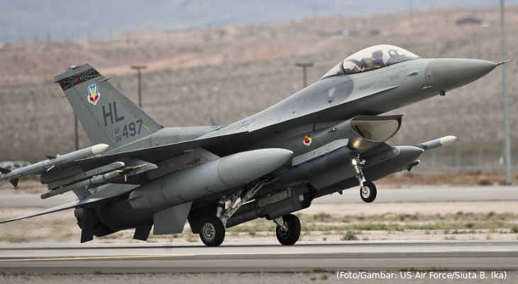 20220405-f-16-fighting-falcon-pangkalan-au-nellis-11mar2015
