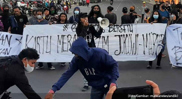 20220411-demonstrasi-mahasiswa-di-makassar-11apr2022