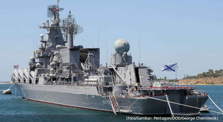 20220415-kapal-rusia-moskva-slava-di-Sevastopol-ukraina-2009