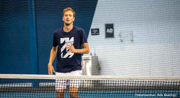 20220420-daniil-medvedev-20jan2020