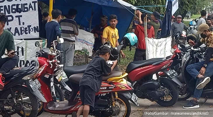 20220611-demo-buruh-akibat-pengurangan-karyawan-11jun2022-makassar