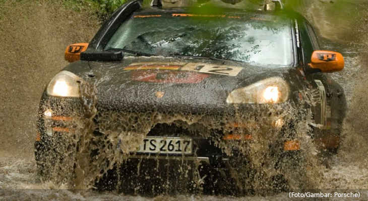 20220615-cayenne-s-transsyberia-pub-2007lokal