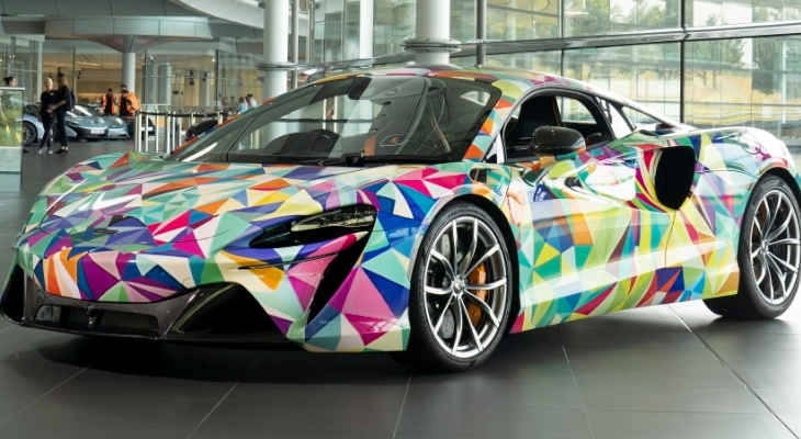 20220623-mclaren-artura-pub23jun2022