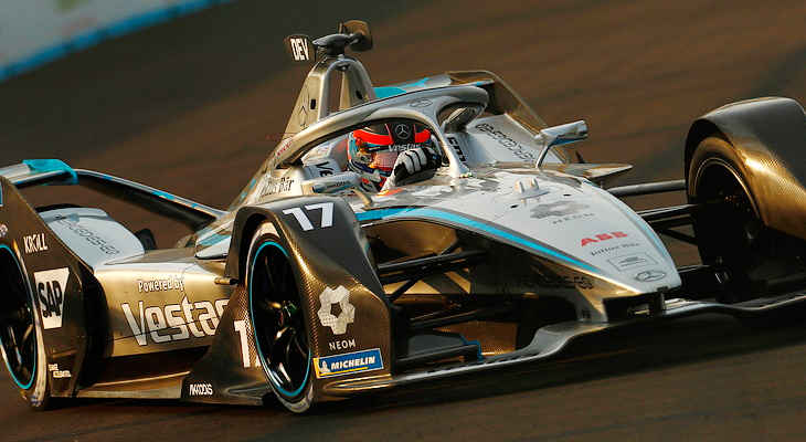 20220630-nyck-de-vries-mercedes-eq-formula-e-team-jakarta-e-prix-prod4jun2022