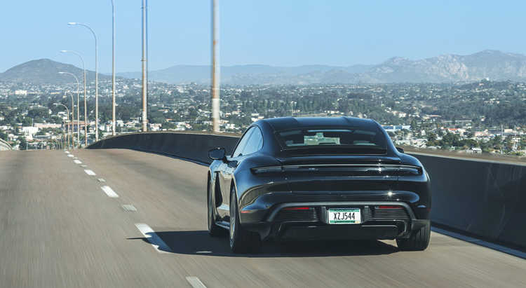 20240203-porsche-new-taycan-pub2feb2024