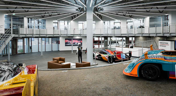 20240222-lobi-area-porsche-penske-motorsport-mannheim-pub21feb2024lokal