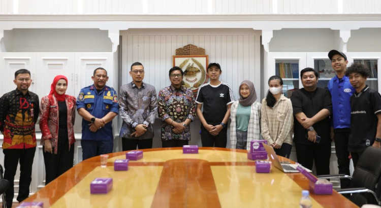 20241004-firman-hamid-pagarra-vini-vidi-vespa-prod3okt2024