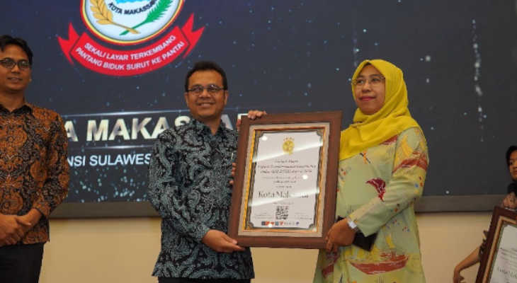 2024-10-11 PemkotMakassarRaihPenghargaan10PemerintahDaerahTerbaik