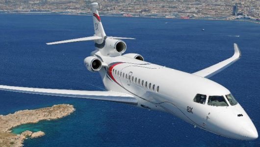 Presiden Serahkan Falcon 8X ke TNI, Perkuat Mobilitas Strategis TNI AU
